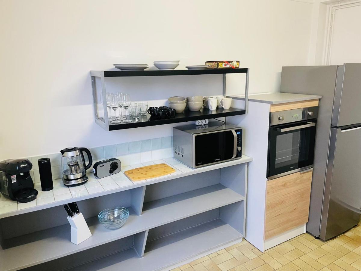 Charmant Appartement De Coeur De Ville - 2 Chambres Lits Queen Size - Netflix - Wifi Cherbourg-en-Cotentin Buitenkant foto
